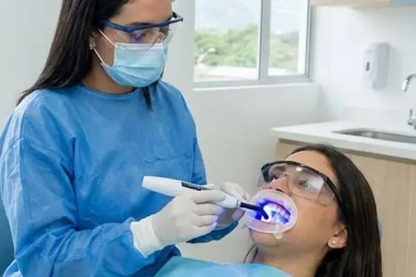 Blanqueamiento en Clínica